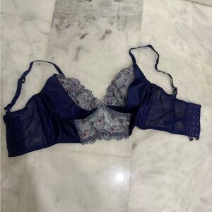 Victoria's Secret Navy and Floral Lace Bra